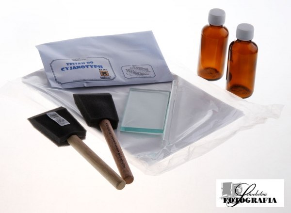 Cyanotype kit with tools Cyanotype kit with tools